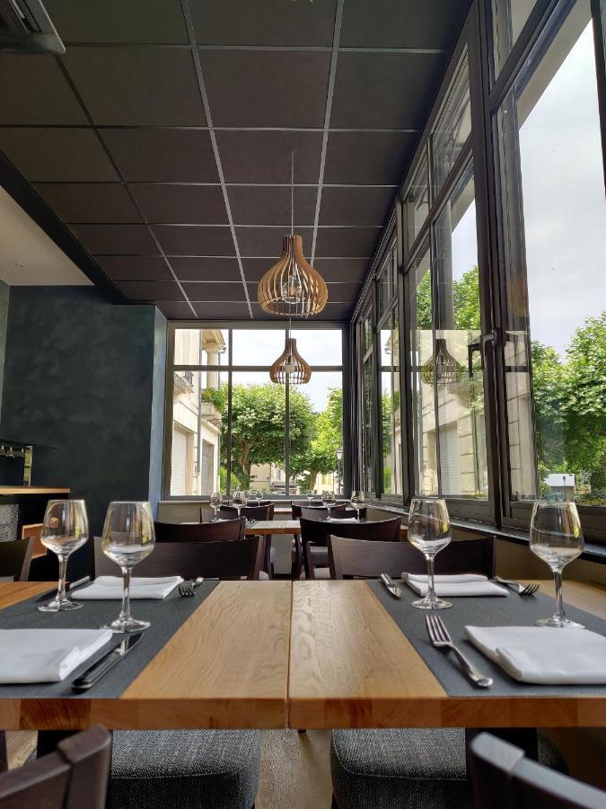 Logis Hotel Restaurant De France Saint-Geniez-dʼOlt المظهر الخارجي الصورة