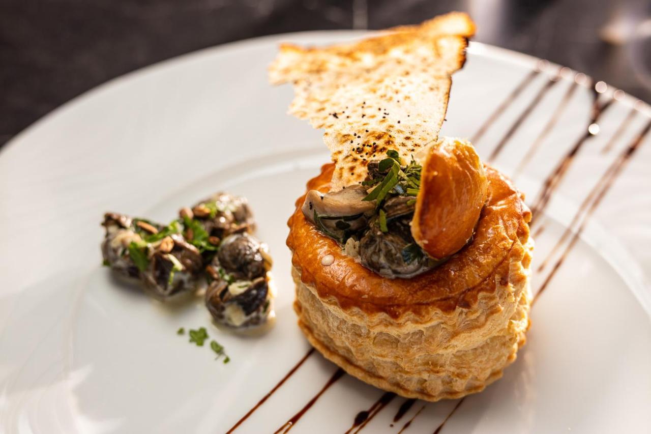 Logis Hotel Restaurant De France Saint-Geniez-dʼOlt المظهر الخارجي الصورة