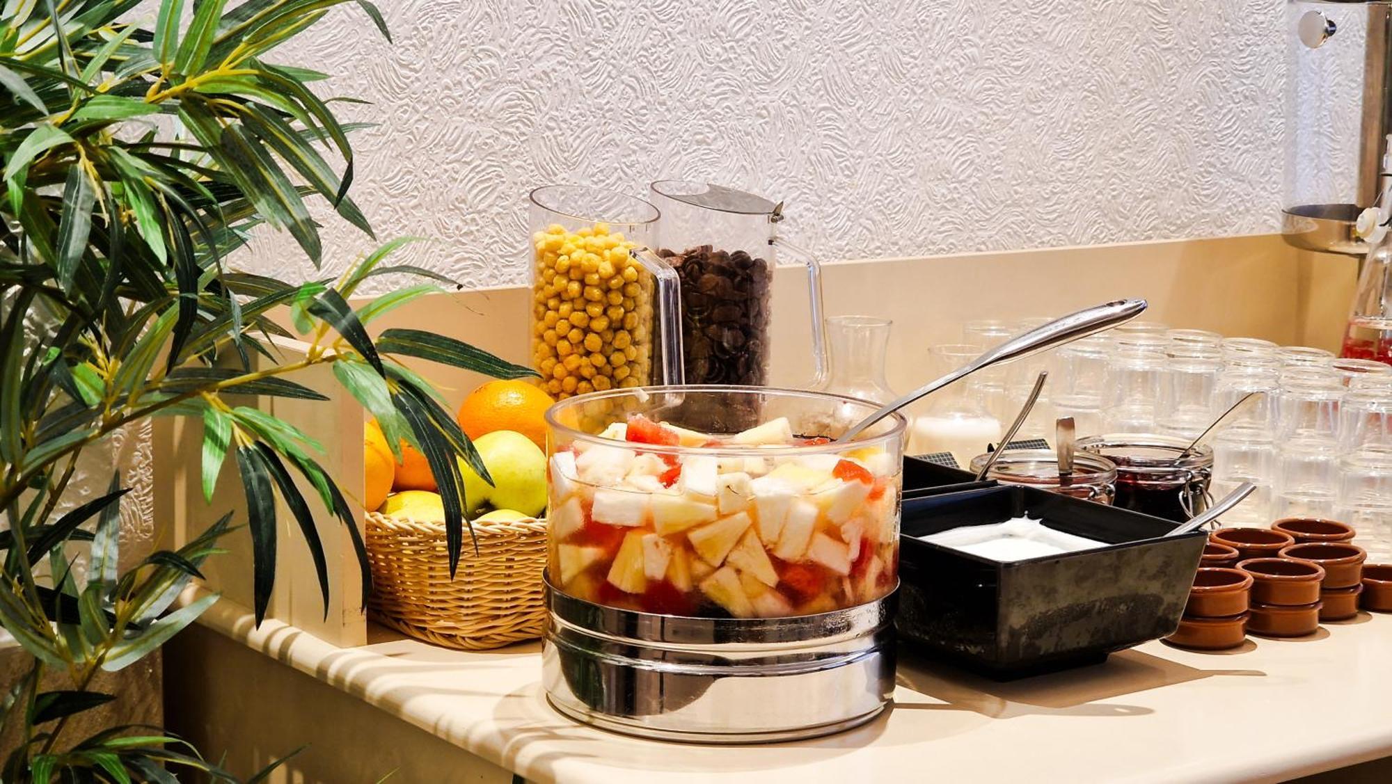 Logis Hotel Restaurant De France Saint-Geniez-dʼOlt المظهر الخارجي الصورة