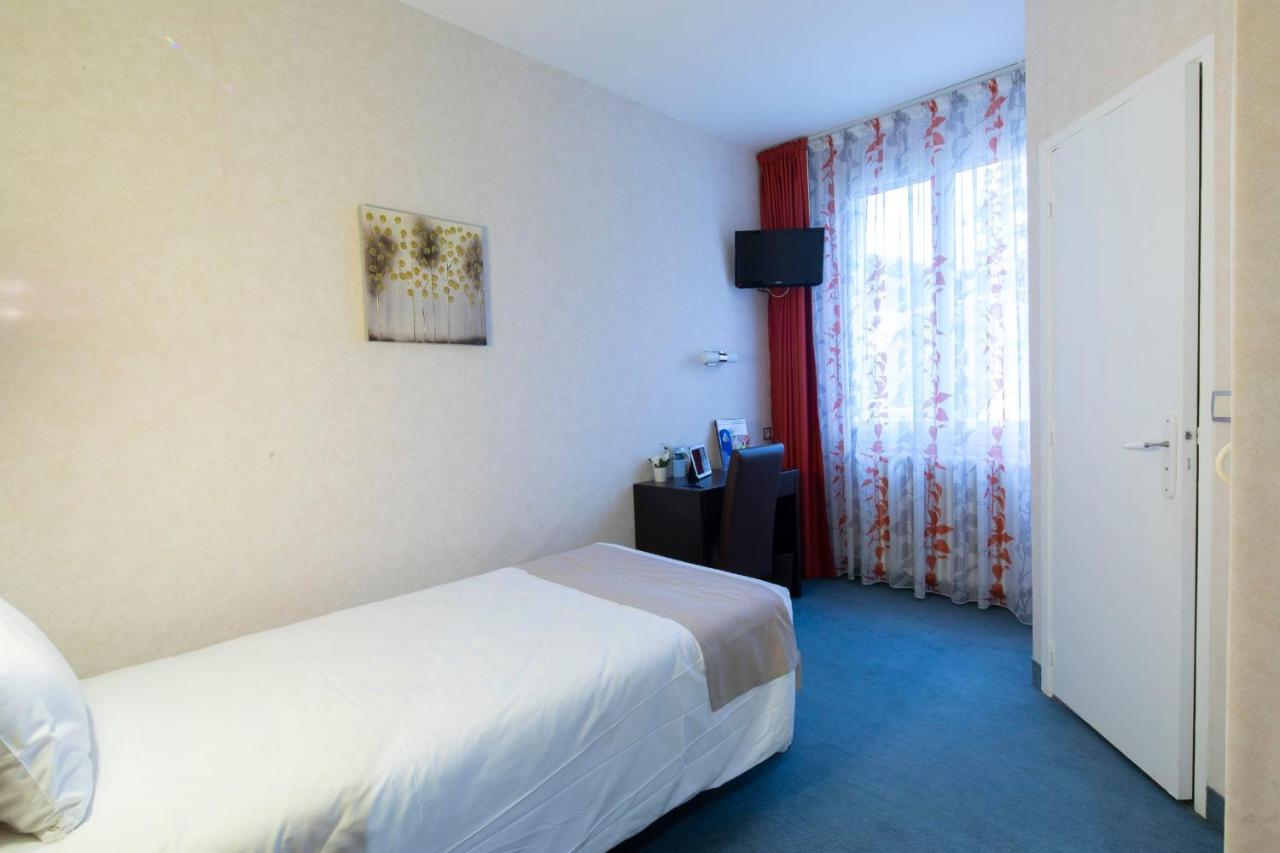 Logis Hotel Restaurant De France Saint-Geniez-dʼOlt المظهر الخارجي الصورة